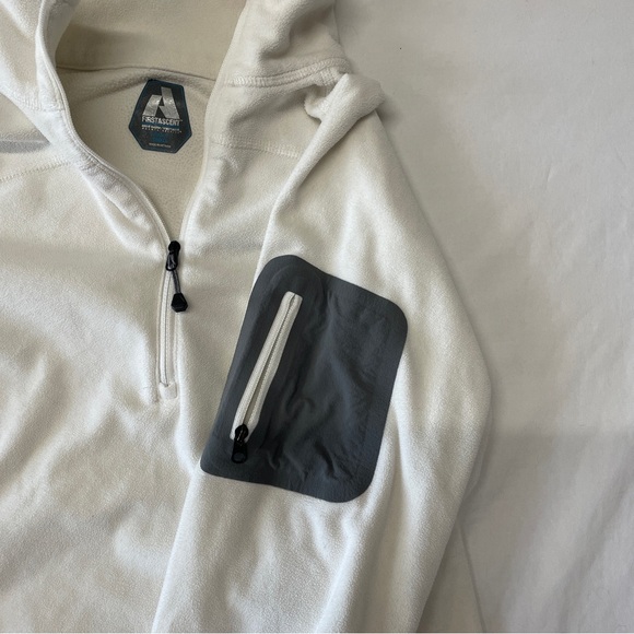 Women's White Quarter-Zip Sweater - Picture 4 of 9